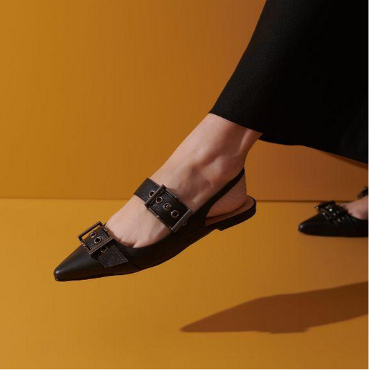 LB Contour Buckle Flat