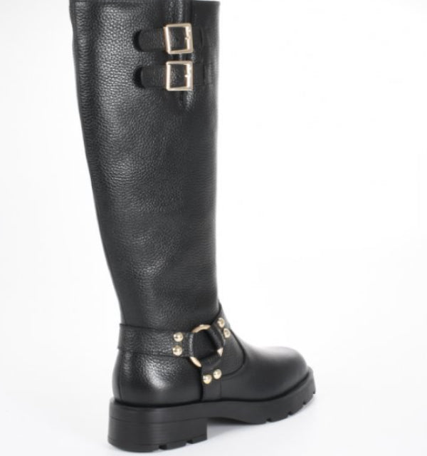 Equinox Boot