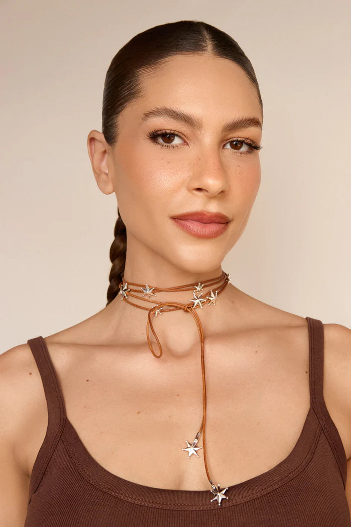 Autoridade Necklace