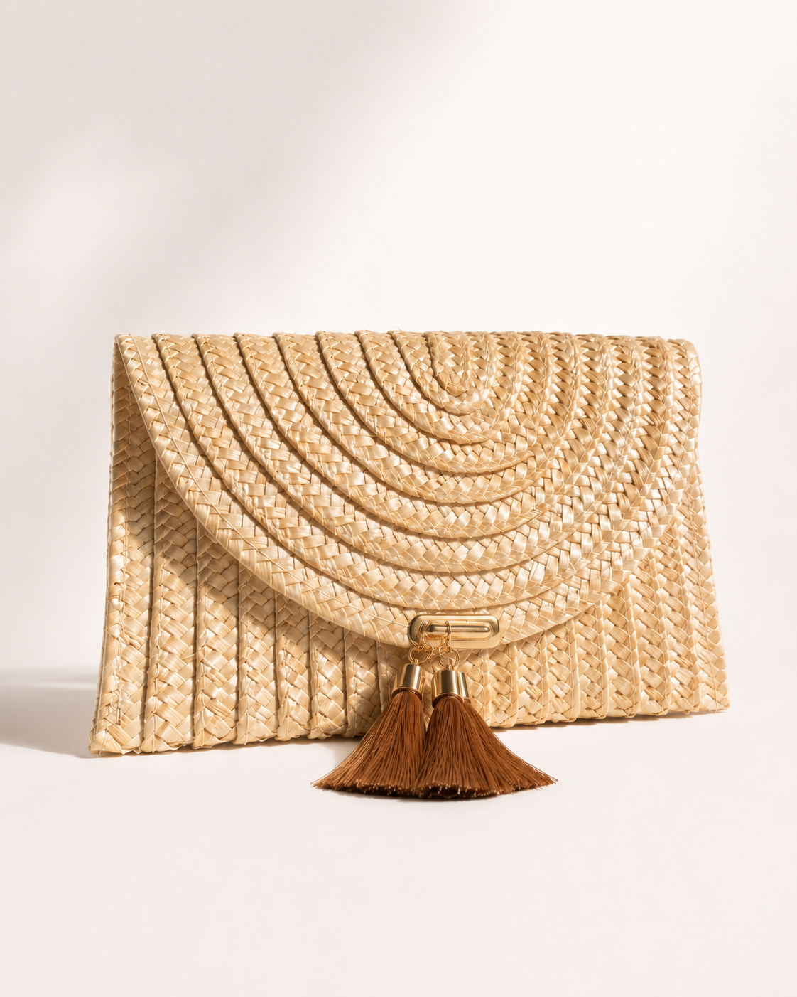 Sorrento Handwoven Raffia Clutch