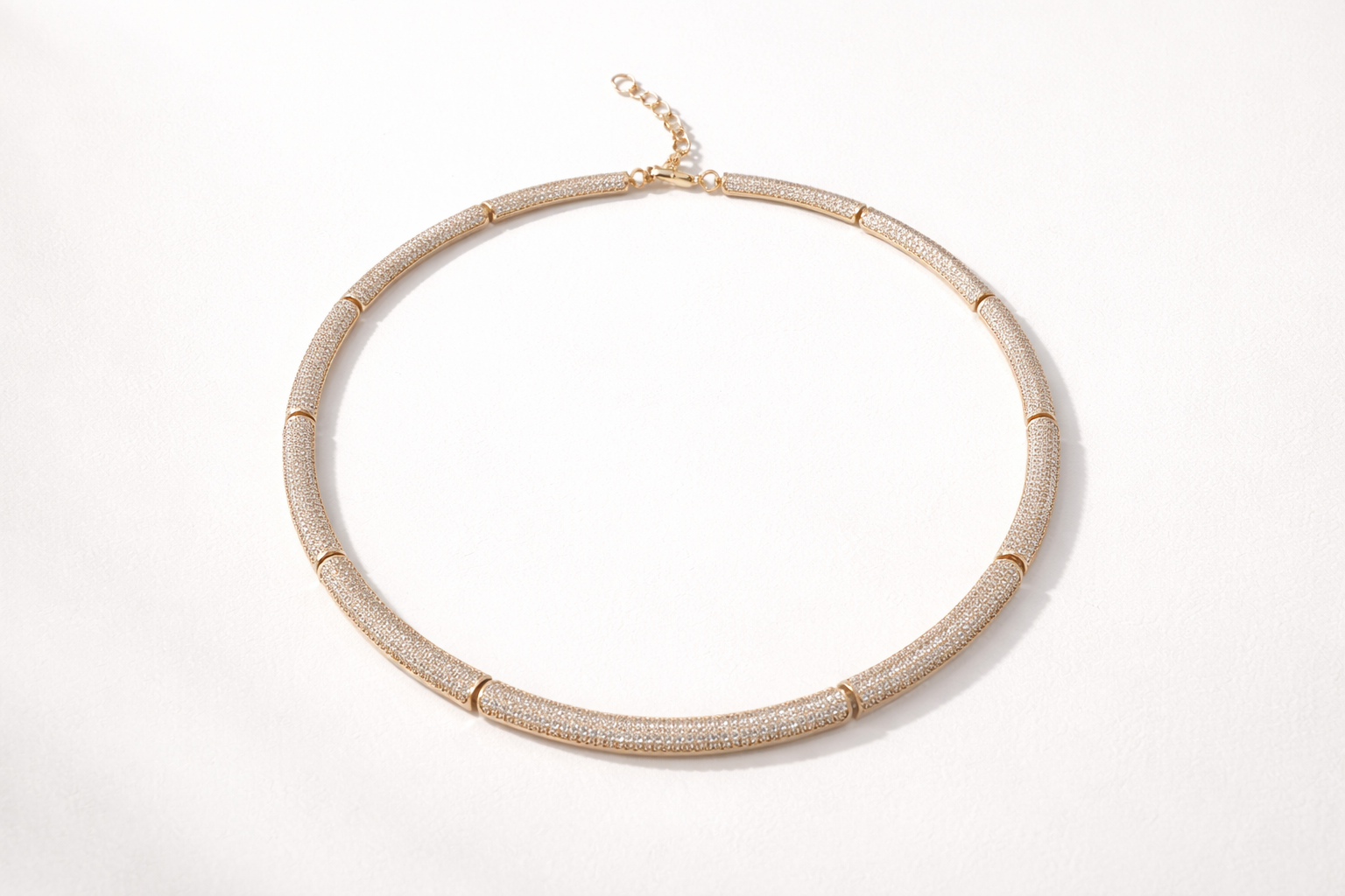 Eterna Arc Necklace