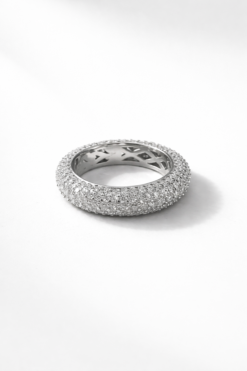 Lumera Dome Band