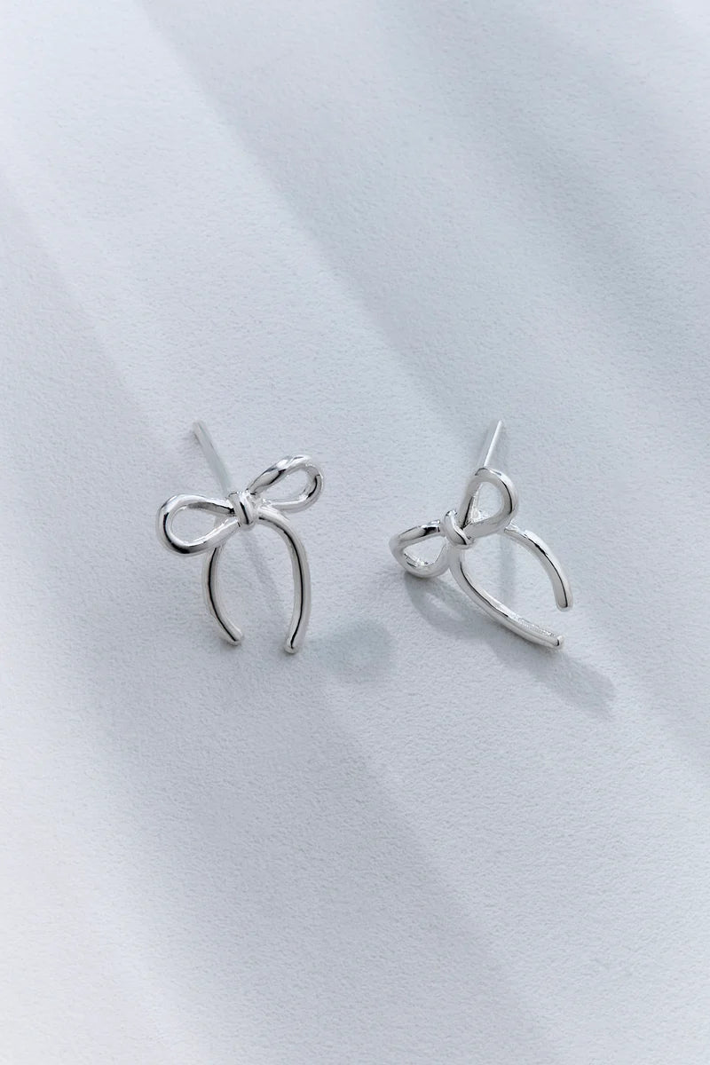 Lacinho Earrings