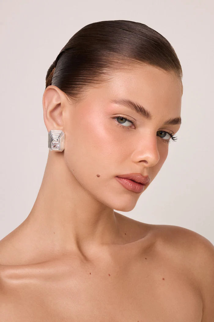 Lumier Earrings