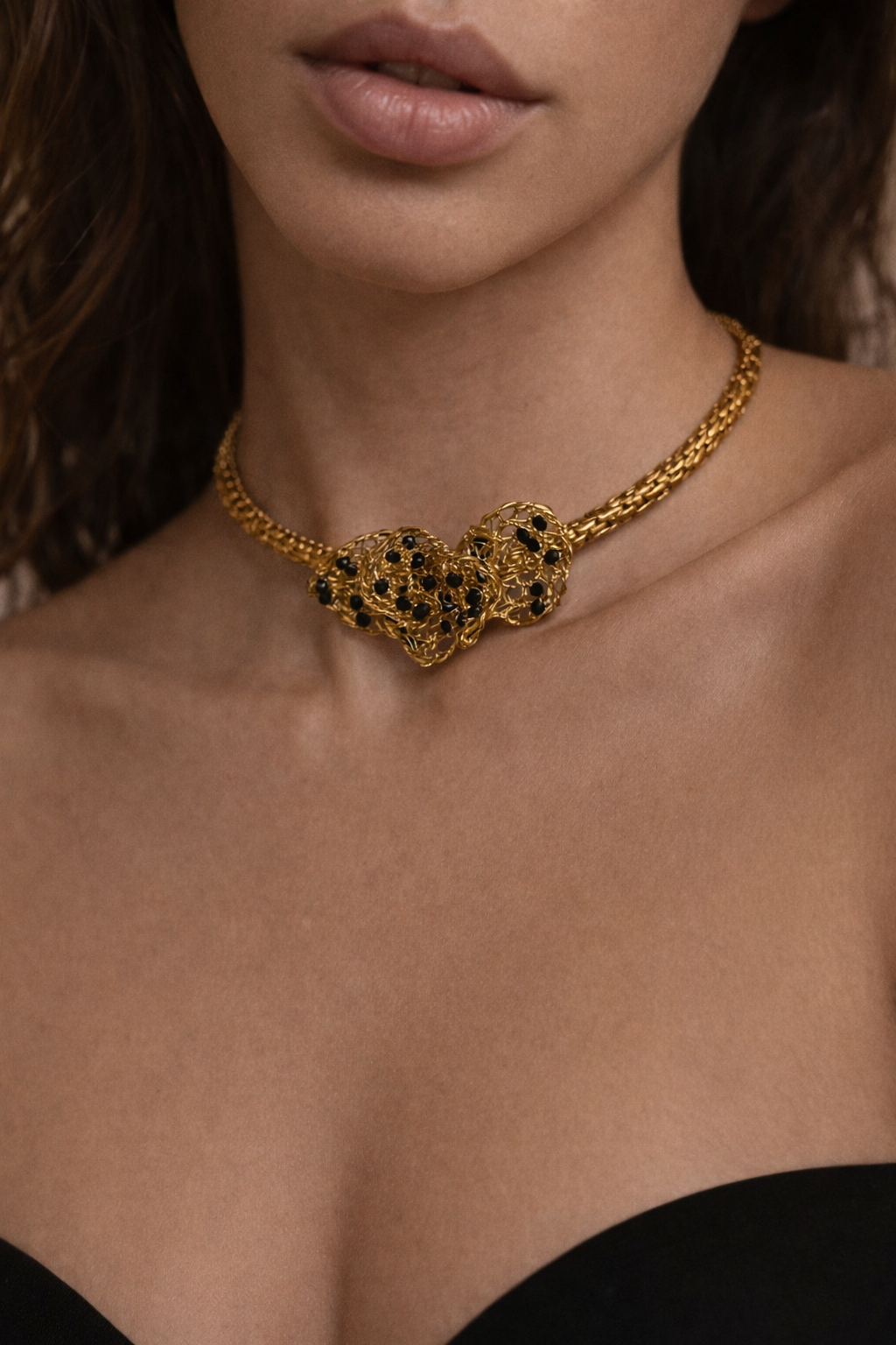 Noir Bloom Collar Necklace