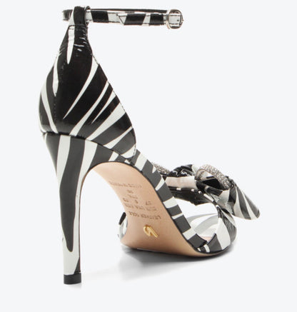 Zeline Sandal