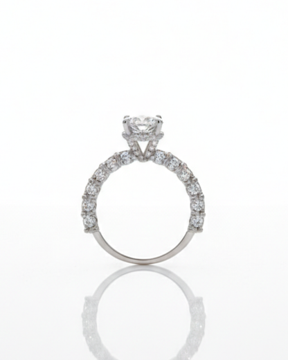 Lumera Crownline Ring