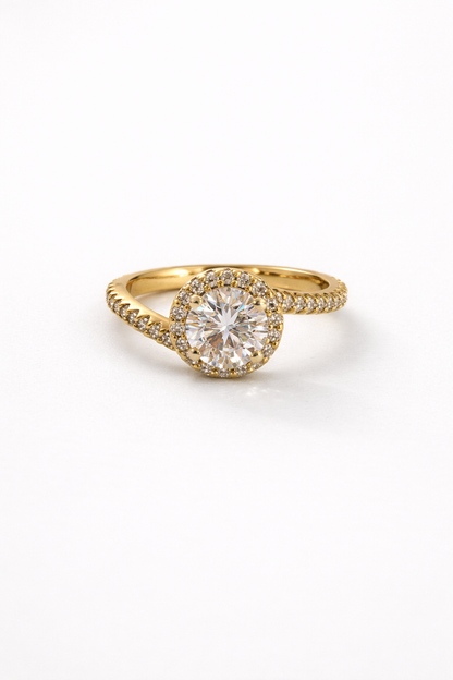 Lumera Aureate Halo Ring