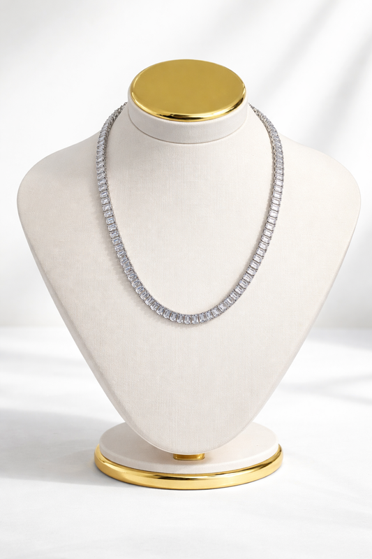 Eterna Linea Necklace