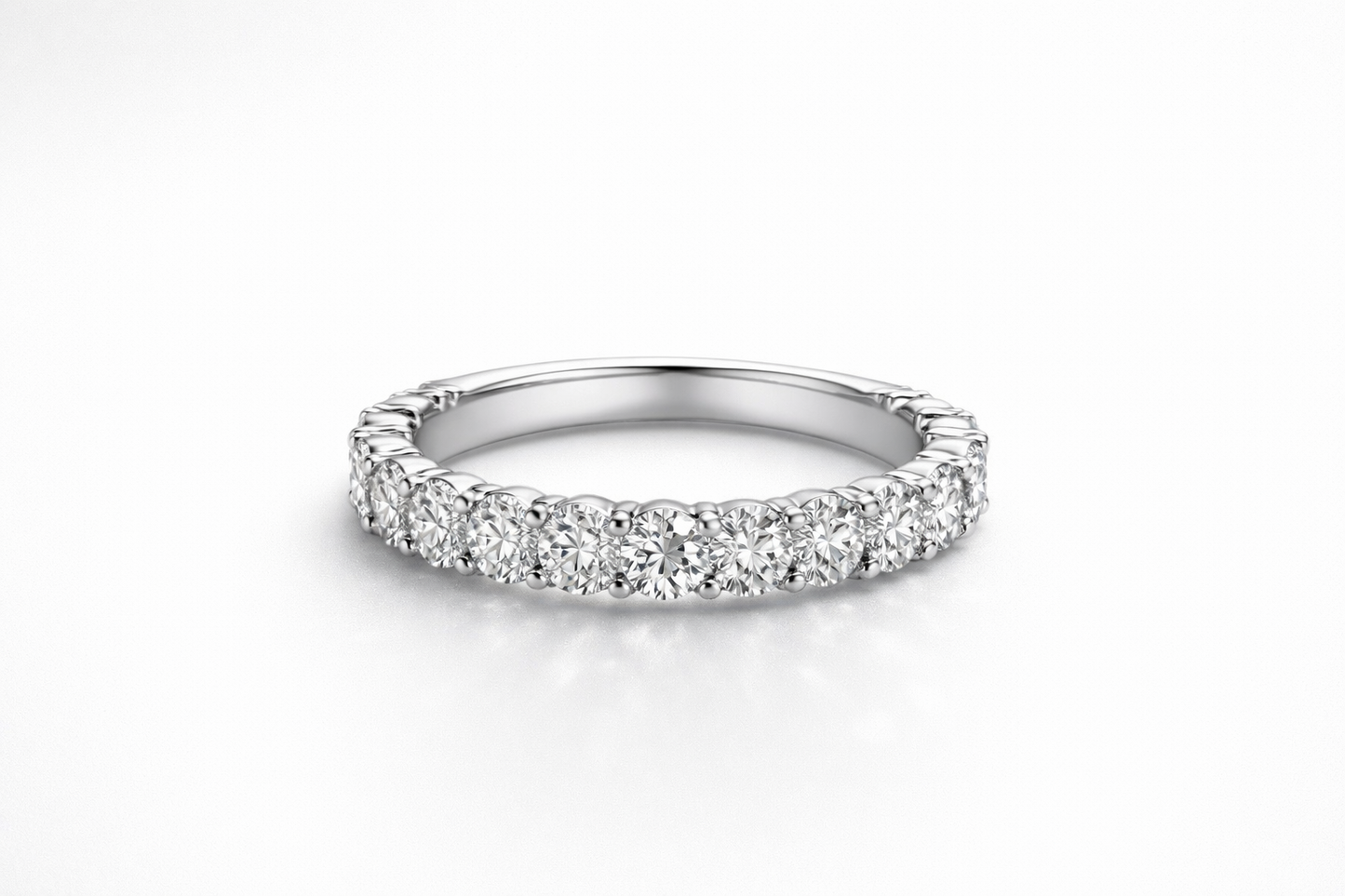 Lumera Eternal Brilliance Band