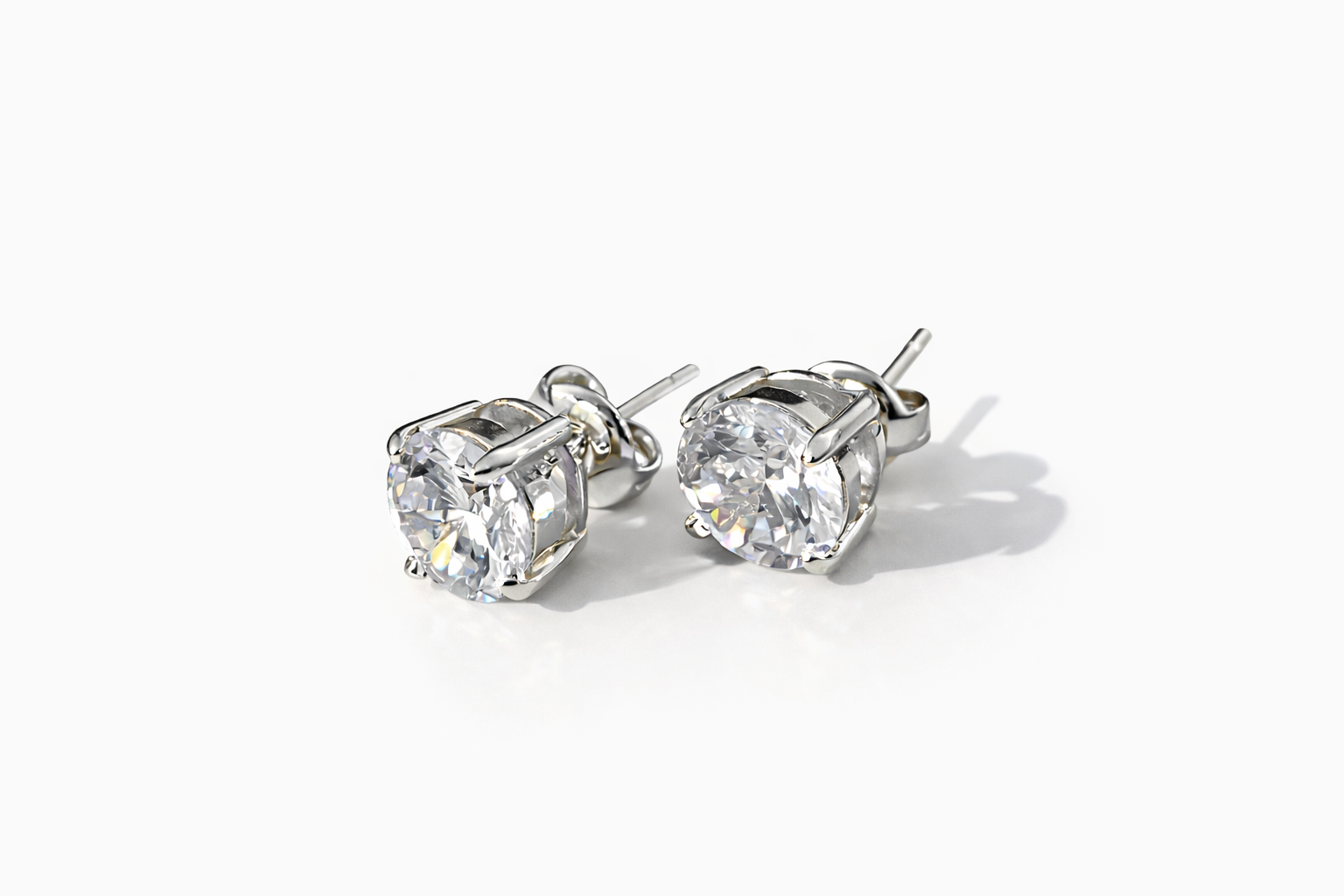 Eterna Meridian Studs