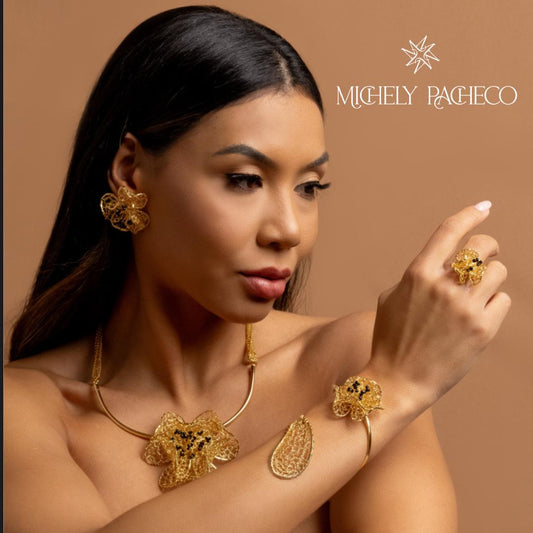 Jatoba Blossom Necklace