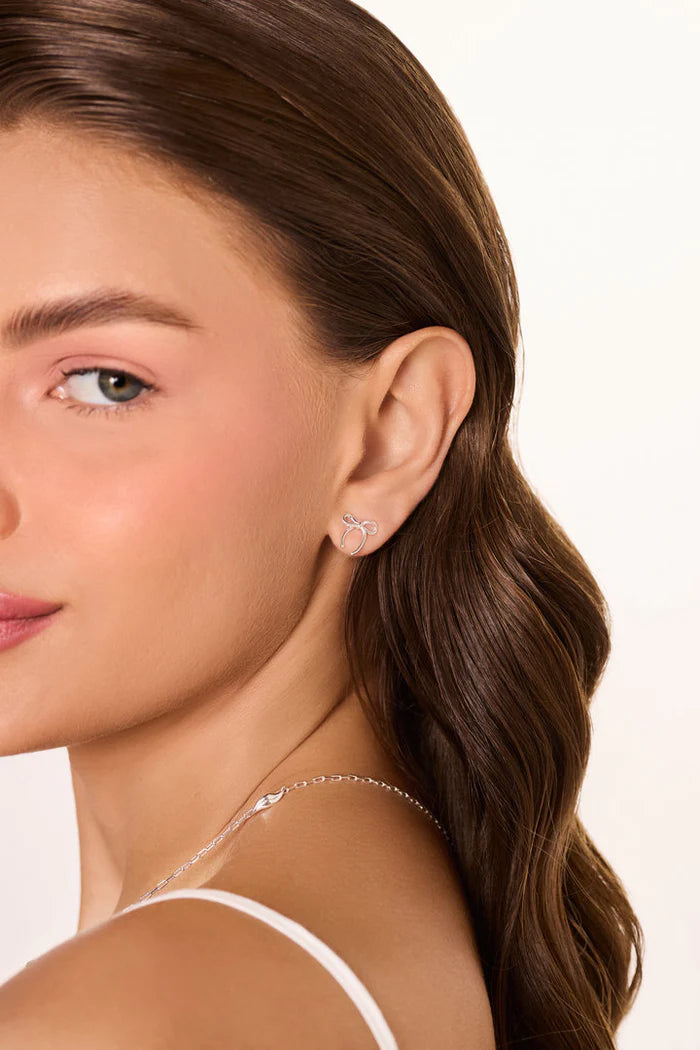 Lacinho Earrings