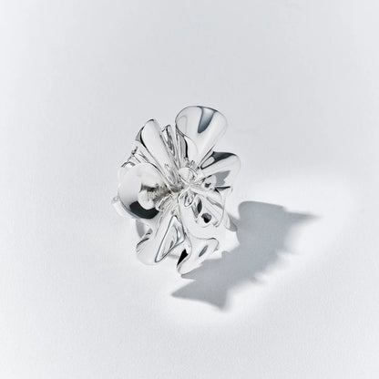 Thatyana Brooch Ring